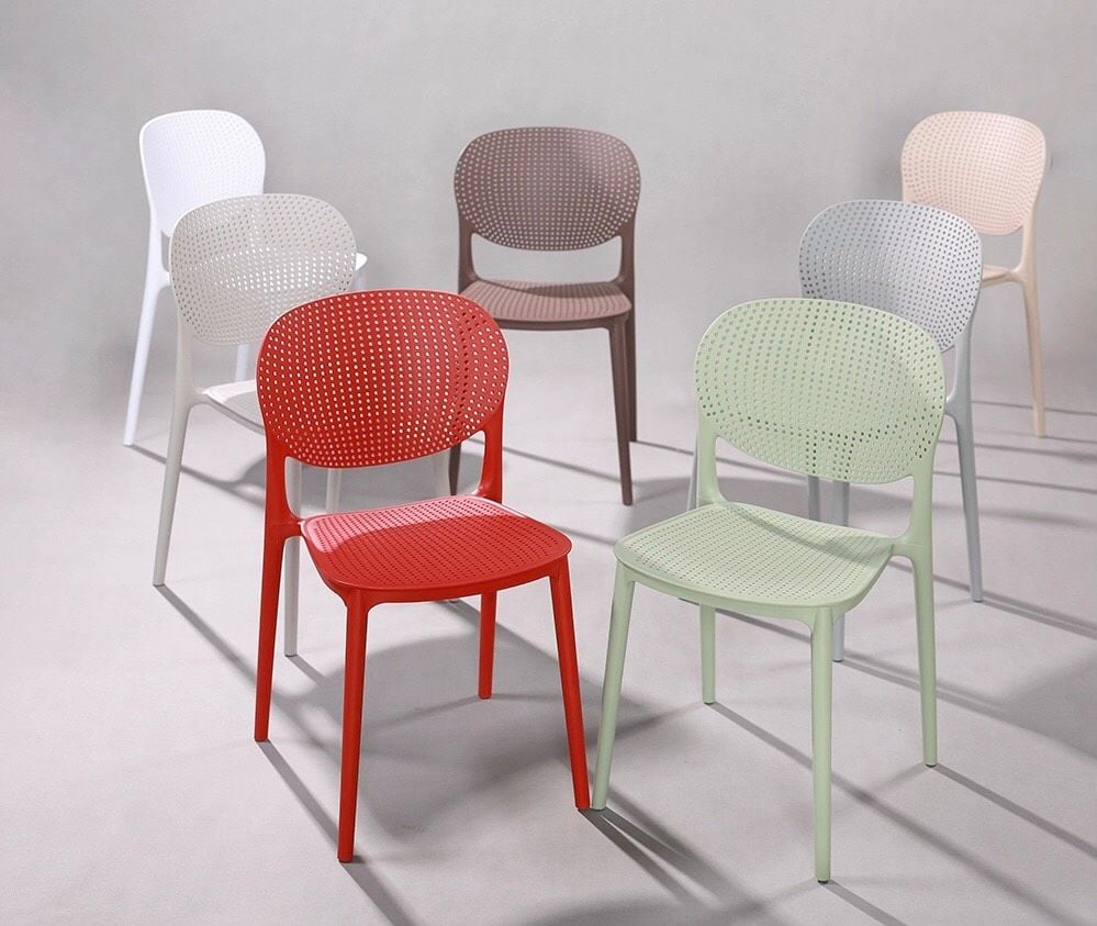 GHẾ CAFE NHỰA NGUYÊN SINH.