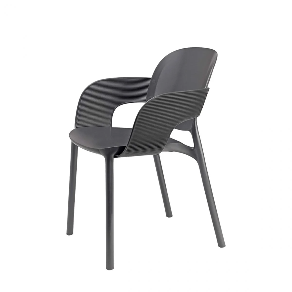 GHẾ NHỰA NHẬP KHẨU HUG ARMCHAIR