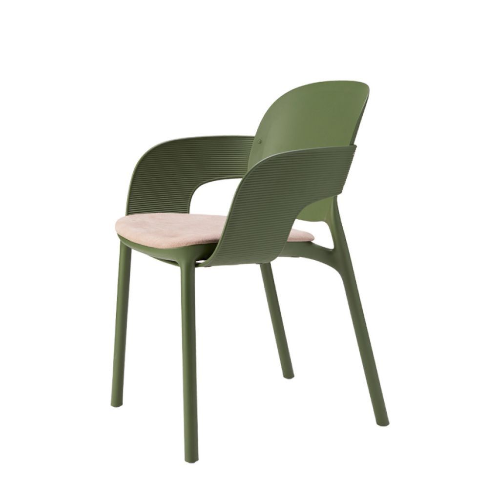 GHẾ NHỰA NHẬP KHẨU HUG ARMCHAIR CUSCINO