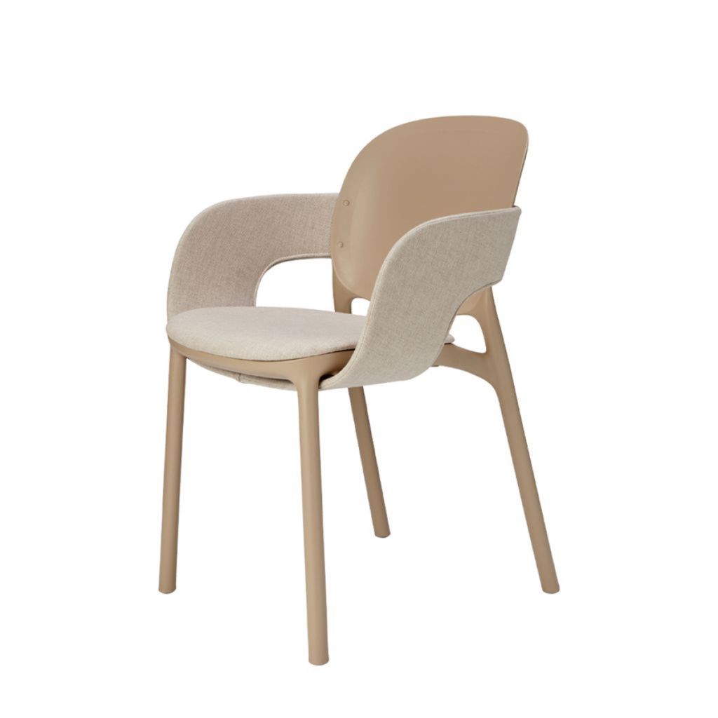 GHẾ NHỰA NHẬP KHẨU HUG ARMCHAIR CUSCINO