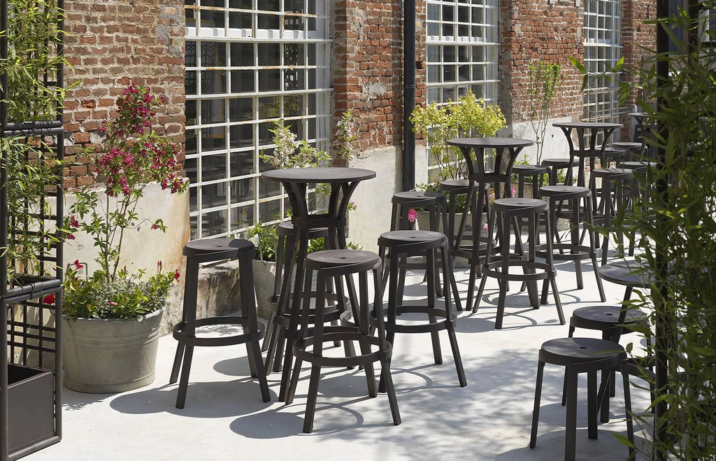 BÀN NHỰA NHẬP KHẨU COMBO 60