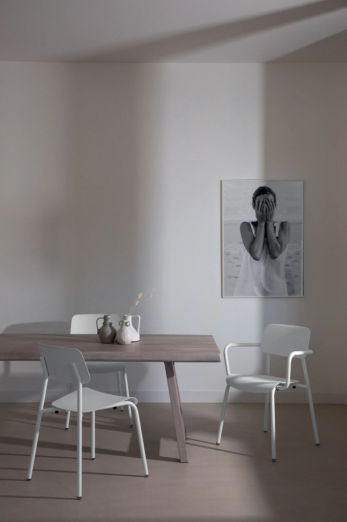 Ghế STUDIE Armchair