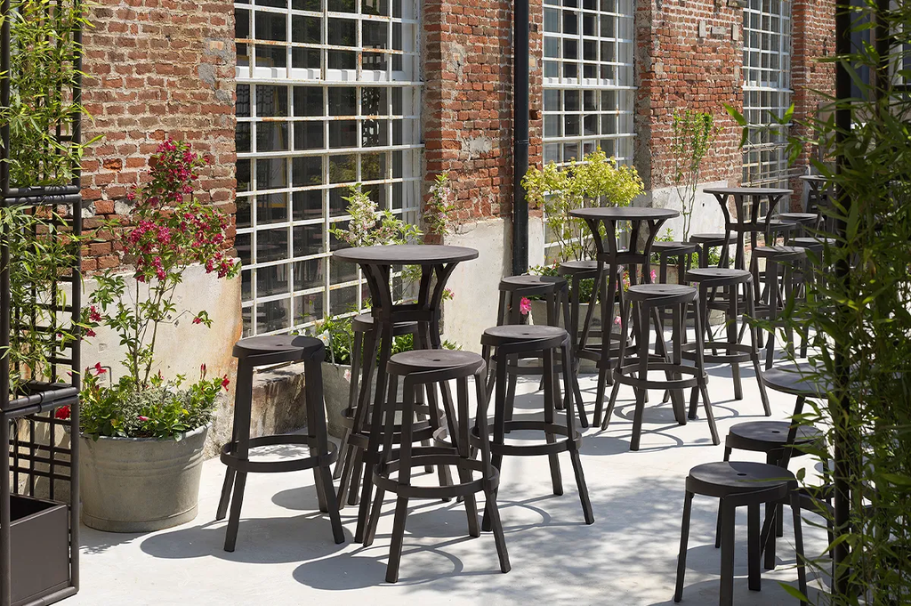 BÀN NHỰA NHẬP KHẨU COMBO 60