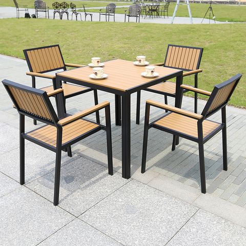  Bộ bàn ghế composite nhập khẩu ( 1 bàn và 4 ghế) 