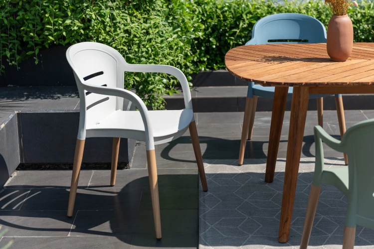 Onyx stacking chair