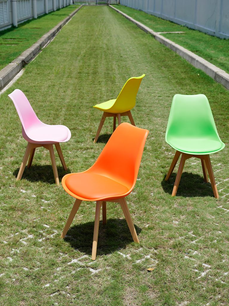 GHẾ CAFE NHỰA NGUYÊN SINH BỌC NỆM PU CHÂN GỖ