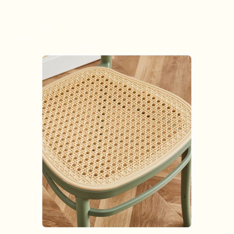 GHẾ CAFE NHỰA GIẢ MÂY