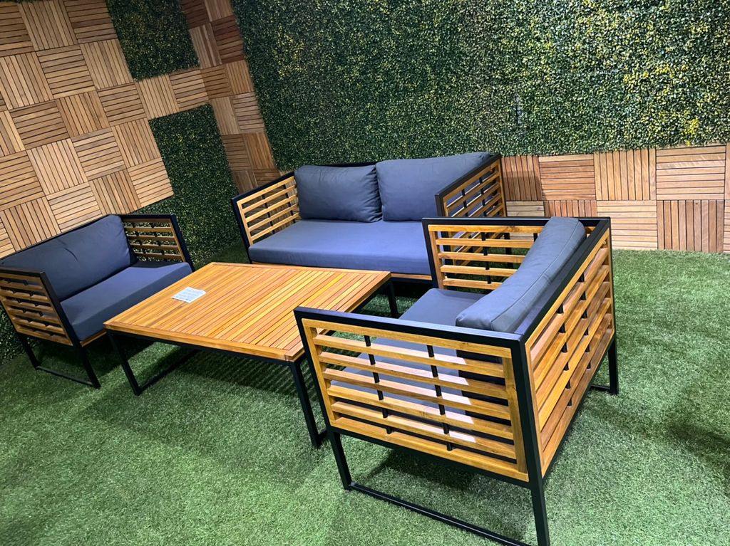 SOFA SET THOMPSON