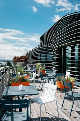  LUXEMBOURG  Pedestal Table 80X80 