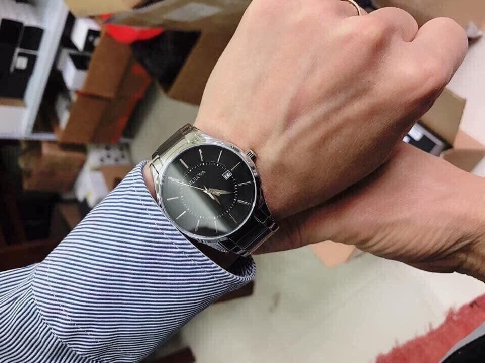 Bulova 40mm Nam 96B267 VNLUX ng h chinh hang
