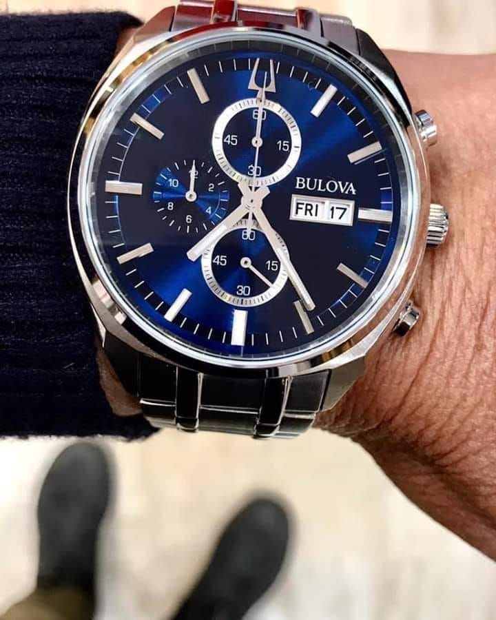 Bulova 42mm Nam 96C136 VNLUX ng h chinh hang