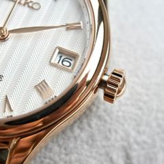 Seiko 34.5mm Nữ SARY048