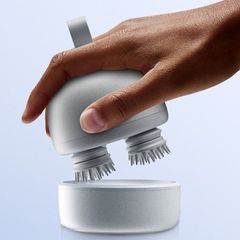 Máy massage đầu SKG BC3