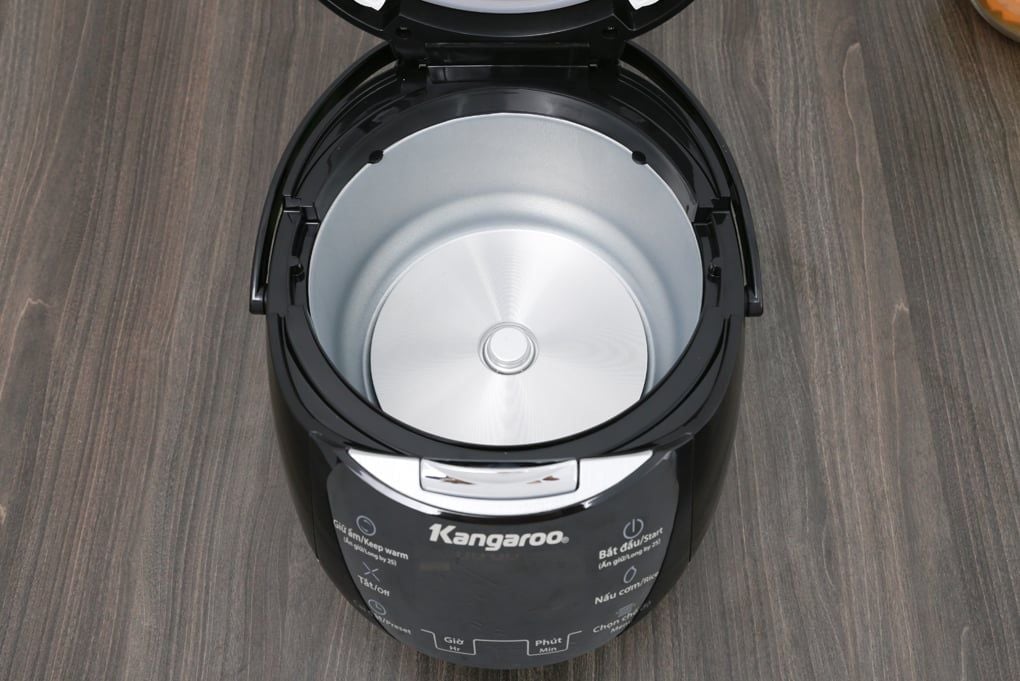 Nồi cơm điện tử Kangaroo 1.8 lít KG595