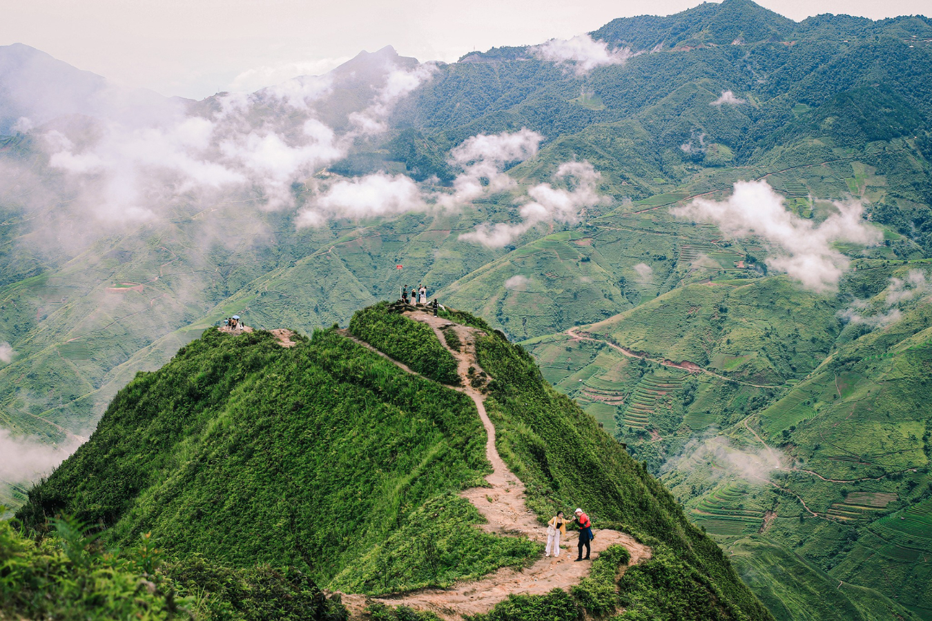Tour Sơn La: Hà Nội - Mộc Châu - Cầu Kính Bạch Long - Bản Lác | 2 ngày 1 đêm