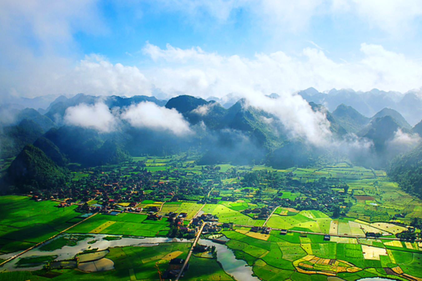 Tour Sơn La: Hà Nội - Bản Lác - Bản Văn - Chợ Mai Châu | 2 ngày 1 đêm