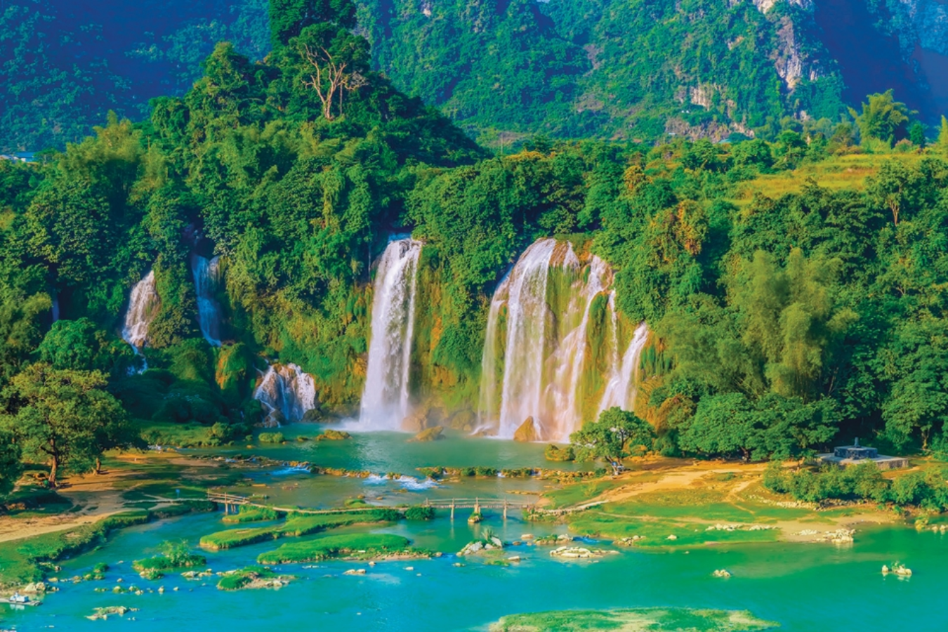 Tour Cao Bằng: Pác Bó - Thác Bản Giốc - Động Ngườm Ngao - Hồ Ba Bể | 3 ngày 2 đêm