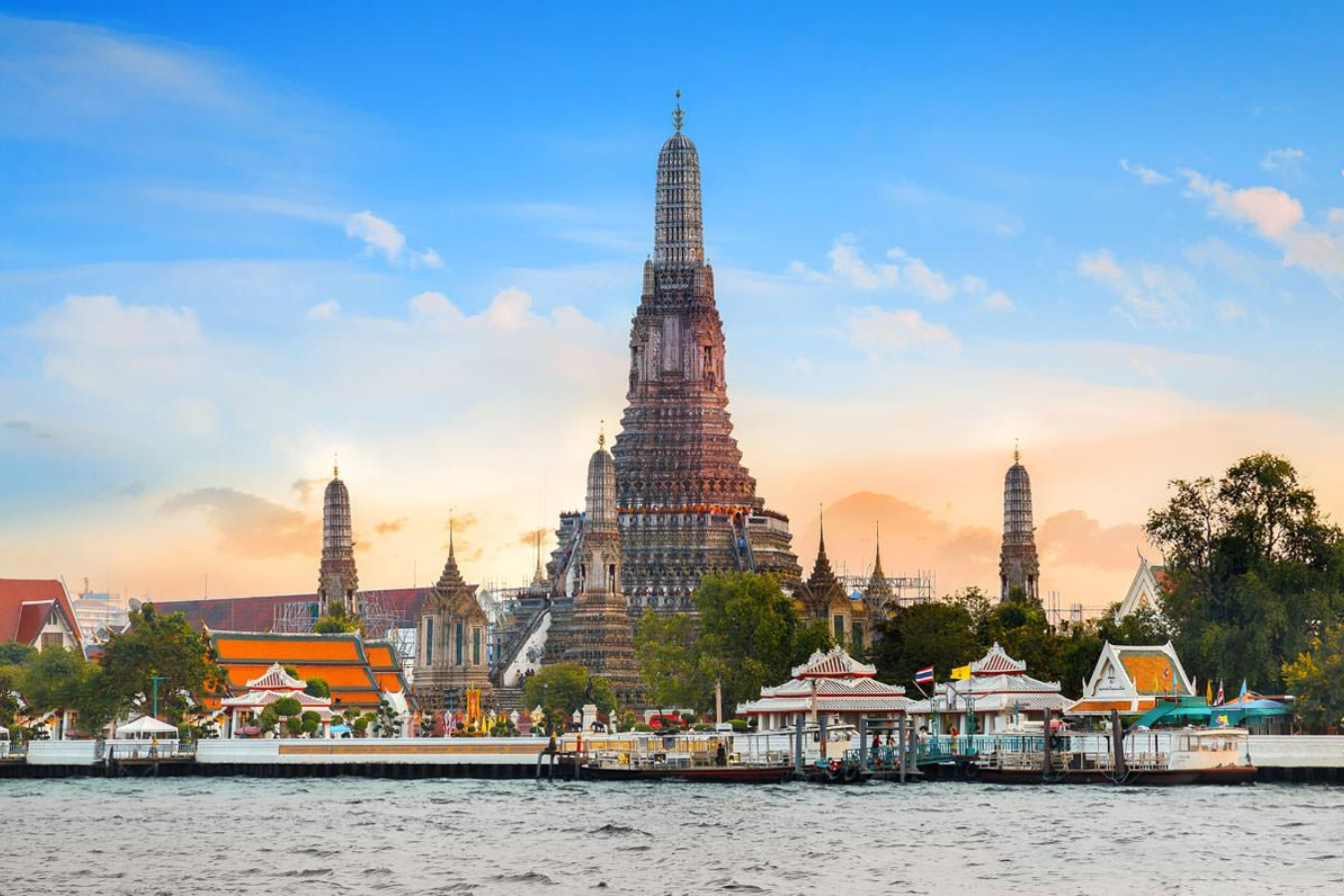 Tour Hà Nội - Bangkok – Pattaya- Jomtien – Show Alcazar – Baiyoke Sky / 5 ngày 4 đêm