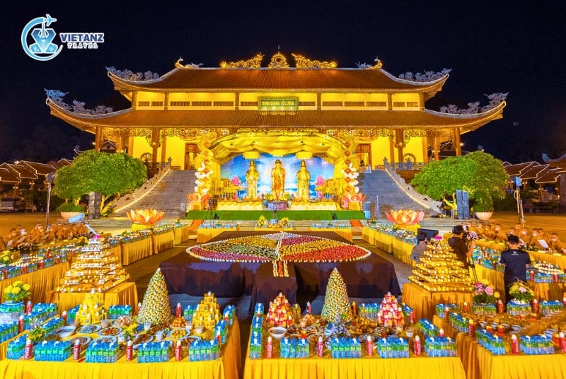 Tour Du Lịch: Hà Nội - Chùa Ba Vàng - Hạ Long - Đảo Quan Lạn | 3 ngày 2 đêm