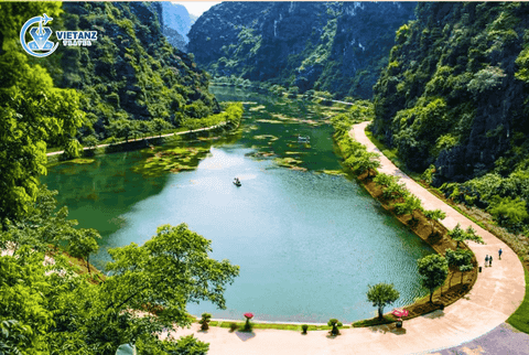 Tour Ninh Bình: Tuyệt Tịnh Cốc - Tam Cốc - Hang Múa | 1 ngày