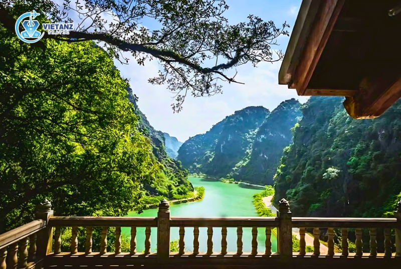 Tour Ninh Bình: Tuyệt Tịnh Cốc - Tràng An - Hang Múa | 1 ngày