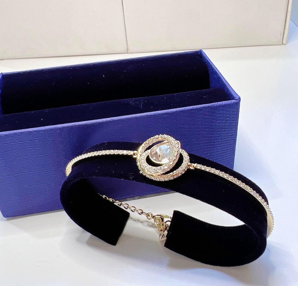  Lắc Generation màu gold 