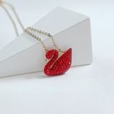  Dây chuyền Swarovski thiên nga đỏ - Swarovski Iconic Swan pendant Swan, Red, Gold-tone plated 