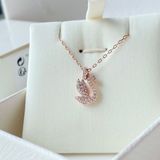  Dây chuyền Swarovski mẫu nga tung cánh vàng hồng nhỏ - Swarovski Iconic Swan pendant Swan, Small, White, Rose gold-tone plated 