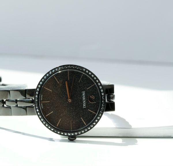  Đồng hồ Swarovski Cosmopolitan đen - Swarovski Cosmopolitan watch Swiss Made, Metal bracelet, Black, Black finish 