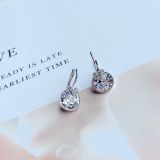  Khuyên tai Swarovski Bella V (màu trắng, xám) - Swarovski Bella V Pierced Earrings (white, grey) 