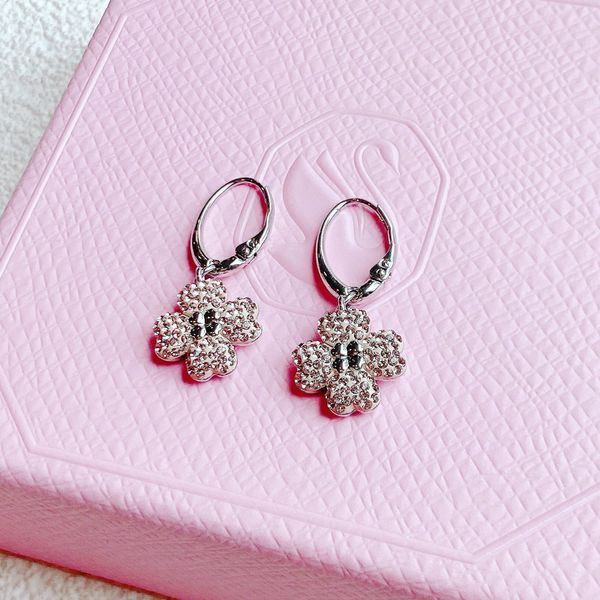  Khuyên tai Swarovski cỏ bốn lá hồng - Swarovski Latisha drop earrings Flower, Pink, Rhodium plated 