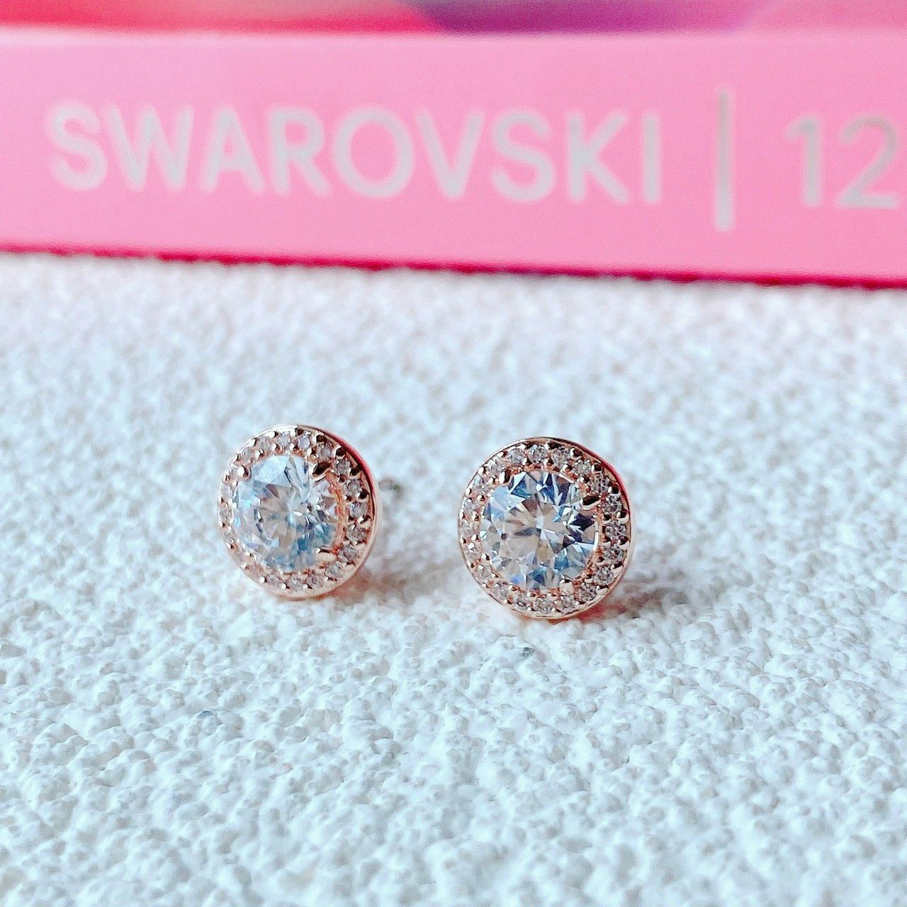  Khuyên tai Constella nụ màu trắng - vàng hồng - Swarovski Constella stud earrings Round cut, Pavé, White, Rhodium plated/Rose gold-tone plated 