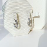  Khuyên tai Swarovski Stone cong ôm tai màu trắng - Swarovski Stone hoop earrings Pavé, Small, White, Rhodium plated 