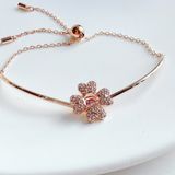  Lắc tay Swarovski Idyllia cỏ bốn lá vàng hồng -Swarovski Idyllia bracelet Clover, White, Rose gold-tone plated 