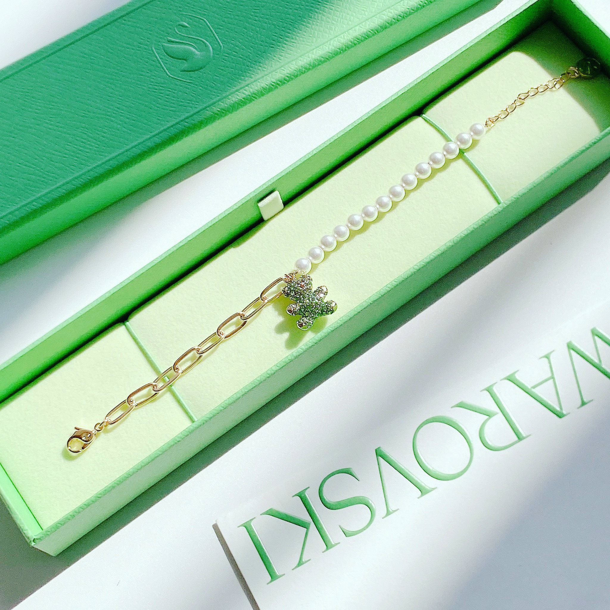  Lắc tay Swarovski gấu Teddy xanh - Swarovski Teddy bracelet Bear, Green, Gold-tone plated 