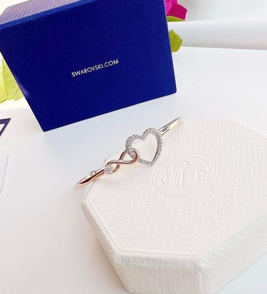  Lắc tay Swarovski Infinity tim màu vàng hồng - Swarovski Infinity bangle Infinity and heart, White, Mixed metal finish 