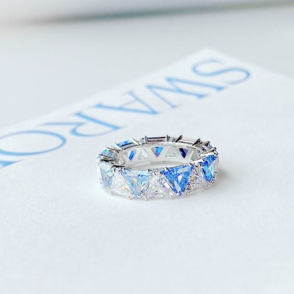  Nhẫn Swarovski cocktail màu xanh da trời - Swarovski cocktail ring Triangle cut, Blue, Rhodium plated 