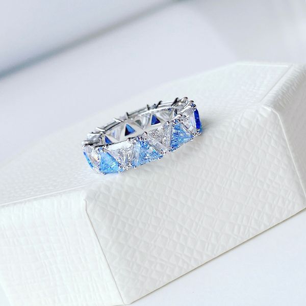  Nhẫn Swarovski cocktail màu xanh da trời - Swarovski cocktail ring Triangle cut, Blue, Rhodium plated 