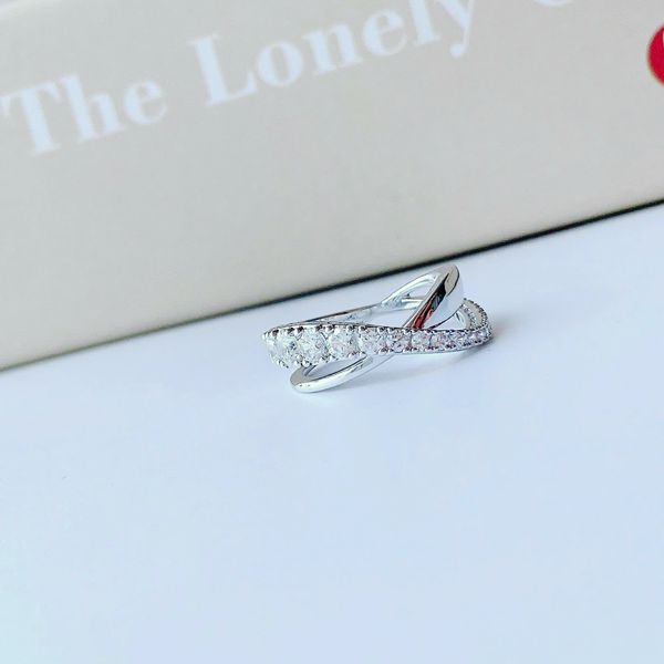  Hyperbola ring Round cut, White, Rhodium plated - Size 52 