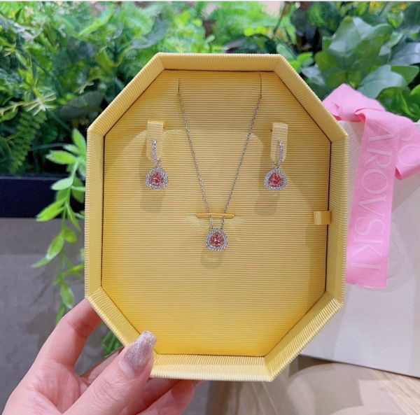  Set dây chuyền khuyên tai Swarovski đá nhảy hồng Millenia - Swarovski Millenia set Trilliant cut, Pink, Rhodium plated 