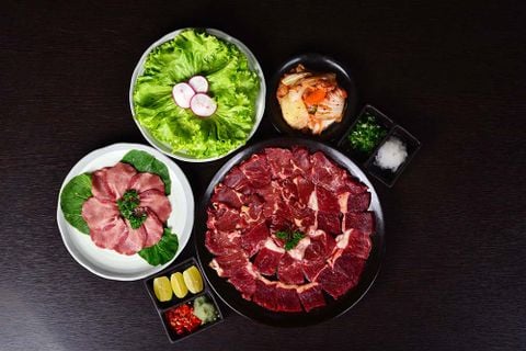 ミックス皿並 並ロース、並カルビ、/ Nami Assorted Beef Platter | Thịt bò Úc tổng hợp