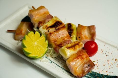 ねぎま豚/ Grilled Pork with Green Onion | Thịt heo với hành ba rô xiên nướng