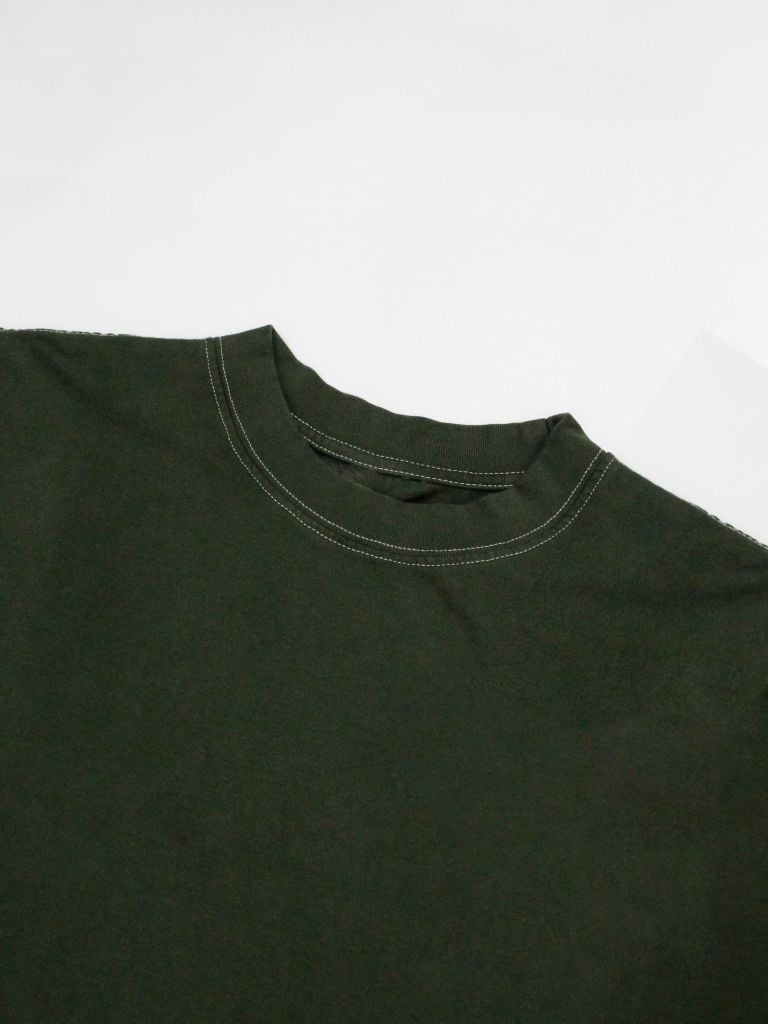 Áo phông nam Garment Dye form boxy viền trắng (Xanh rêu)