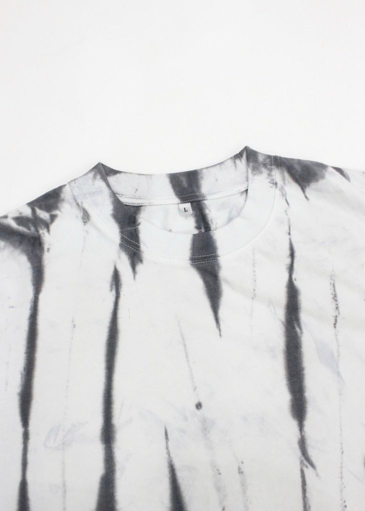 Áo phông nam Garment Dye phun đen form suông (Trắng đen)