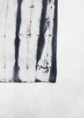 Áo phông nam Garment Dye phun đen form suông (Trắng đen)