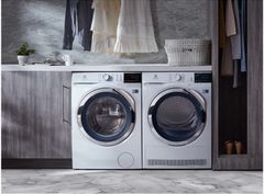 Máy sấy thông hơi Electrolux 8,5Kg EDS854J3WB