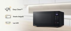Lò vi sóng LG NeoChef™ Slim 1.1 Sq. ft. Công suất - Đen - MS3032JAS