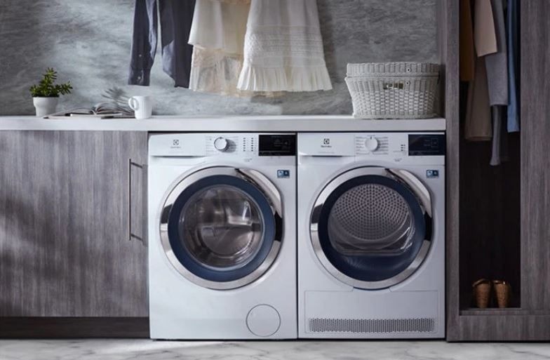 Máy sấy thông hơi Electrolux 8,5Kg EDV854N3SB