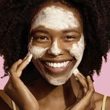  Sữa rửa mặt tẩy da chết St. Ives Gentle Smoothing Rosewater and Aloe Vera Facial Scrub 6Oz 170g 