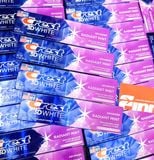  CTY - Kem đánh răng Crest 3D White Radiant Mint Advanced Fluoride Anticavity Toothpaste 3.3Oz 93g 